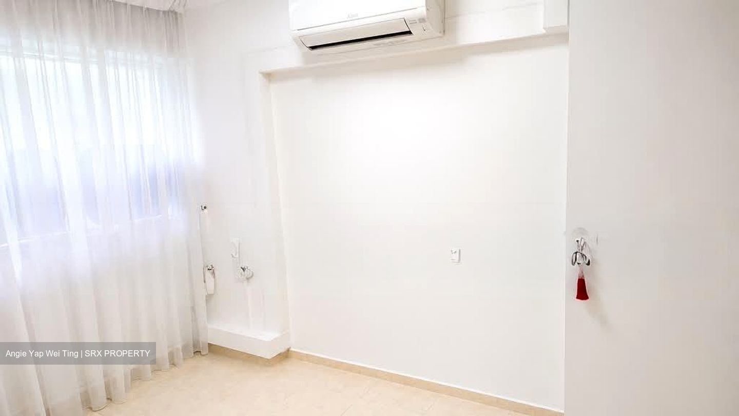 Blk 220 Lorong 8 Toa Payoh (Toa Payoh), HDB 4 Rooms #557271751